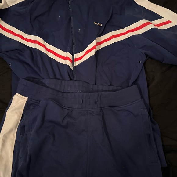 Akoo Tracksuit - Picture 3 of 3